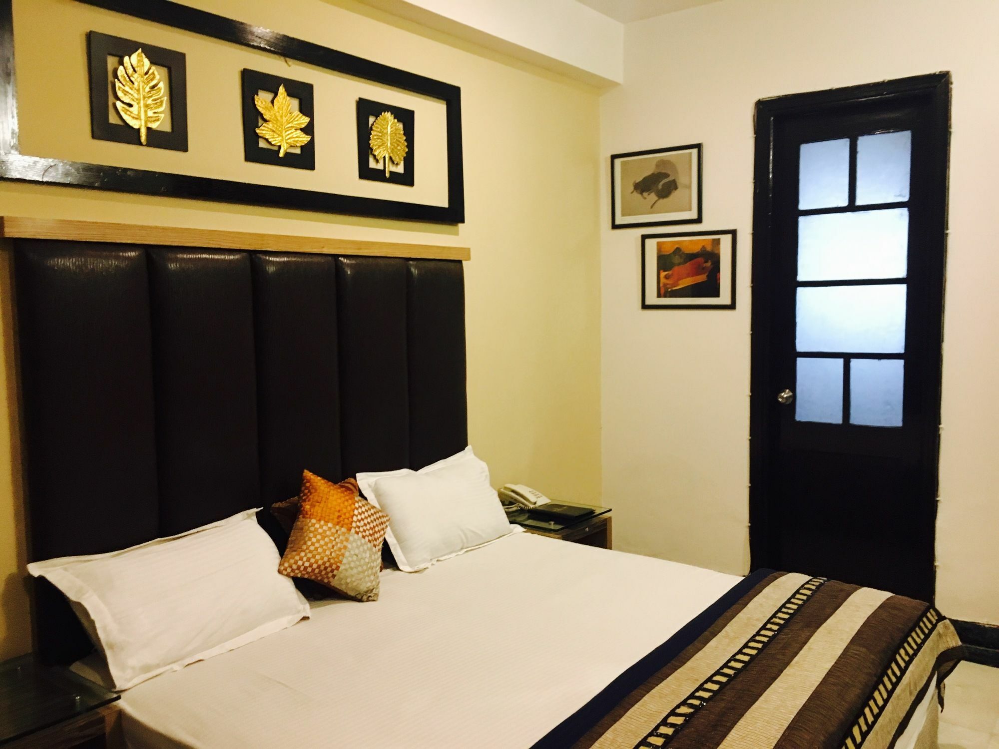 Hotel Imperial Park Gurgaon Exterior photo
